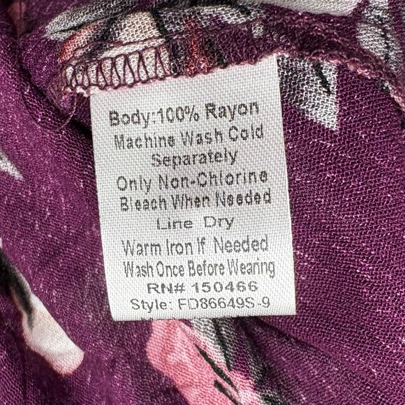 Monday Fun Purple Floral Blouse, 3/4 Sleeves, Split Neck, Women's Size XS - Picture 4 of 5